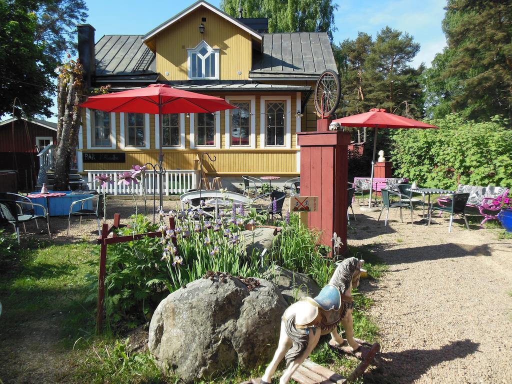 Hotel & Cafe Lanterna Науво Экстерьер фото