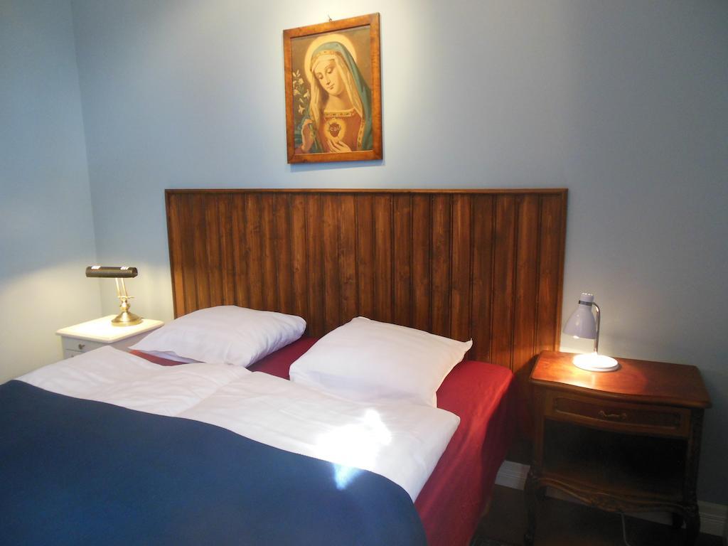 Hotel & Cafe Lanterna Науво Номер фото