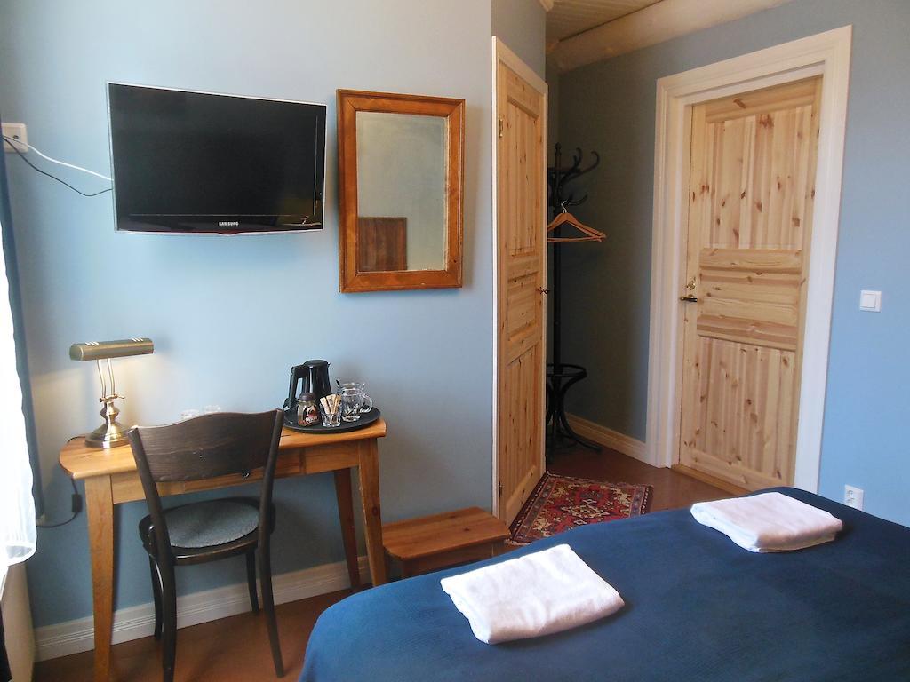Hotel & Cafe Lanterna Науво Номер фото